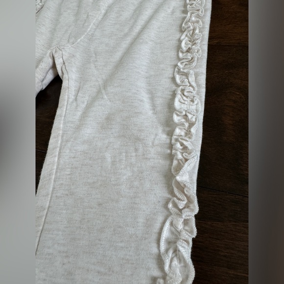 FIRST IMPRESSIONS | Toddler Girl  Leggings - 24 Months - Picture 2 of 3